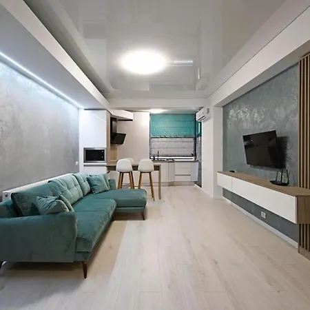 716 Hf Apartment