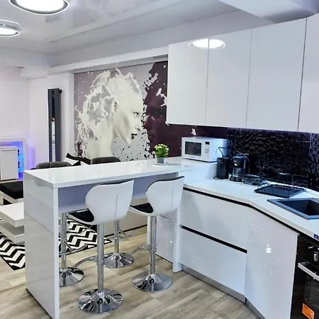Apartment 716 Hf